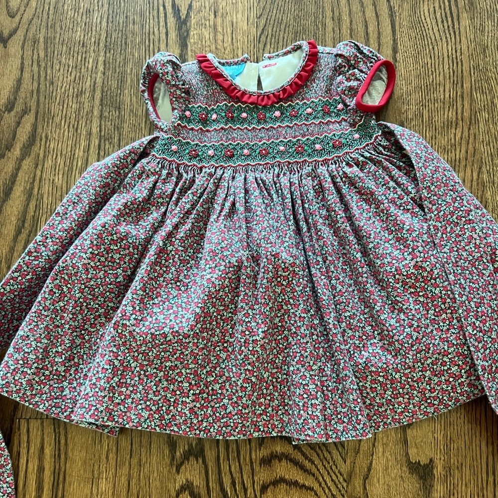 Smocked Floral Girls Dress- 12 months- Bow in Back